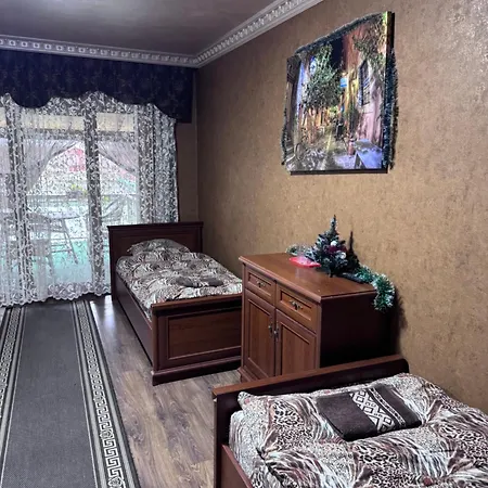 Hostel біля озера