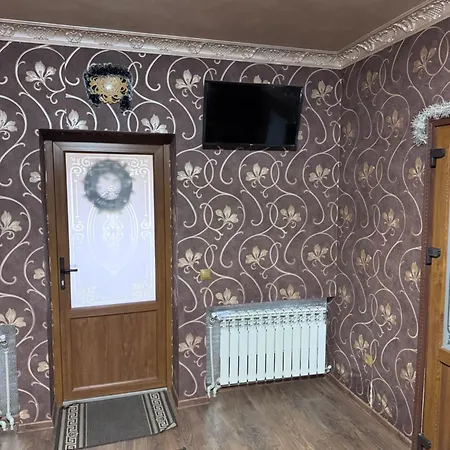 Hostel біля озера