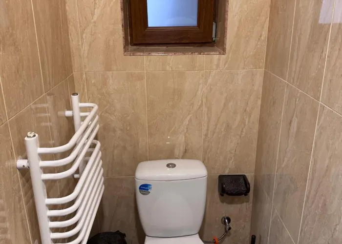 Hostel біля озера