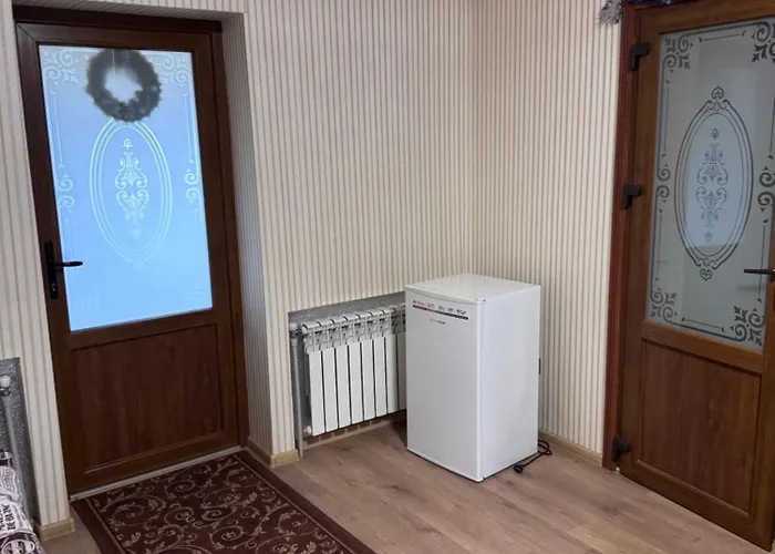 Hostel біля озера