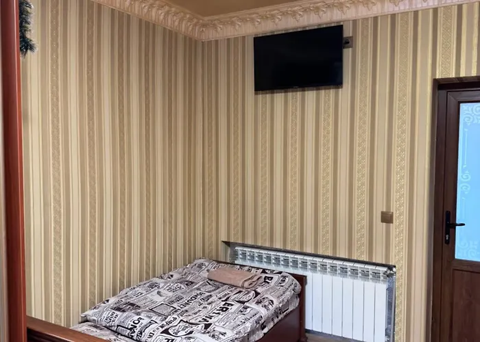 Hostel біля озера *